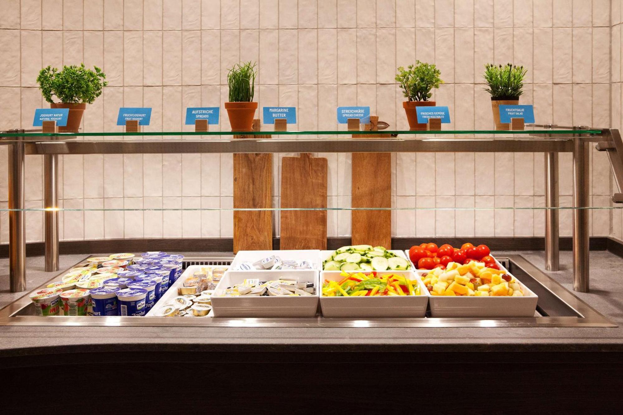 Hampton By Hilton Vienna Messe Hotel Luaran gambar